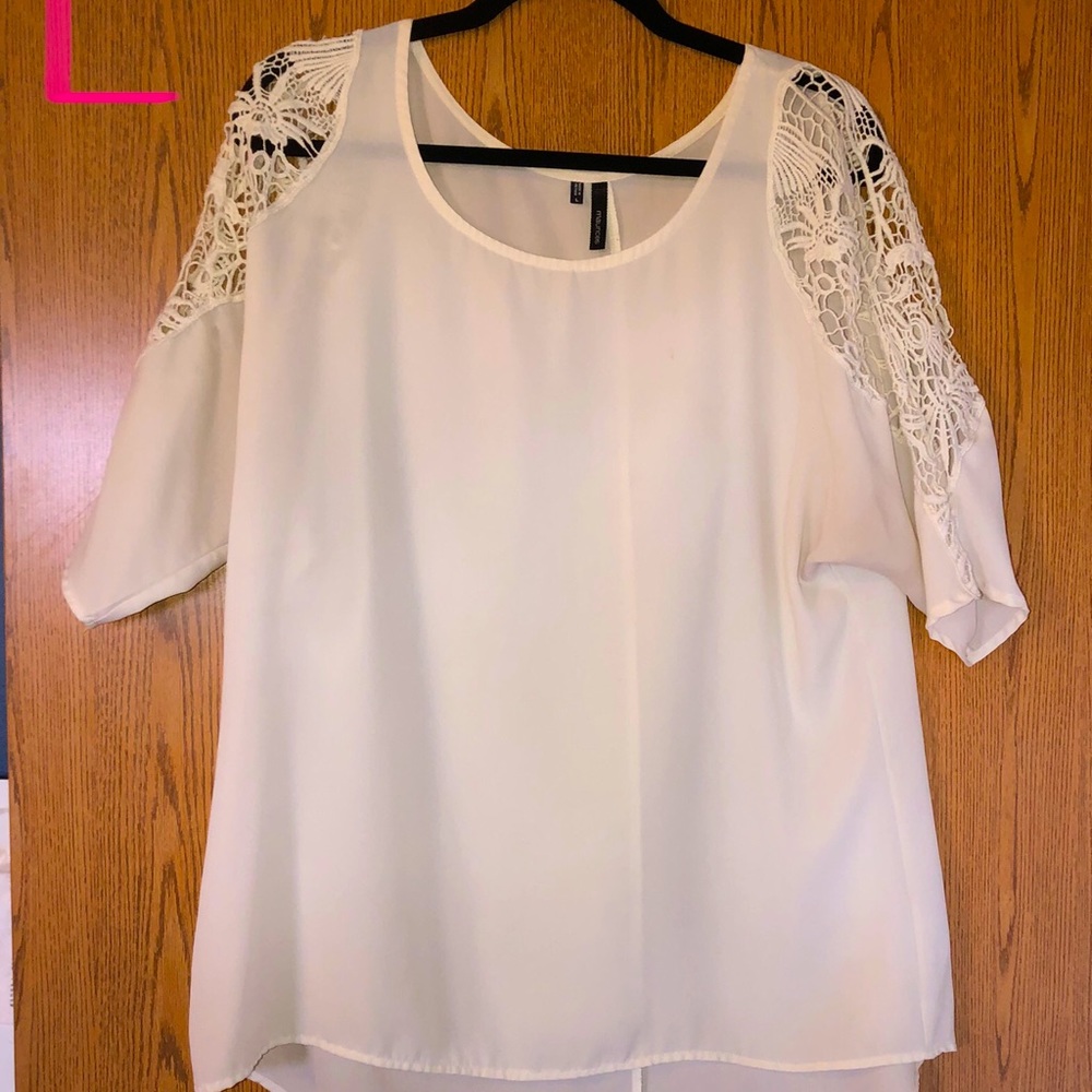 Cream shoulder cut out